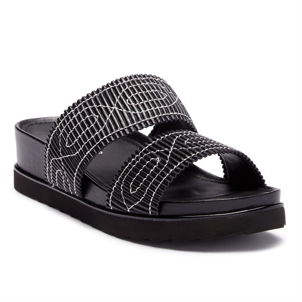 Donald Pliner Sandals Black Sz. 6